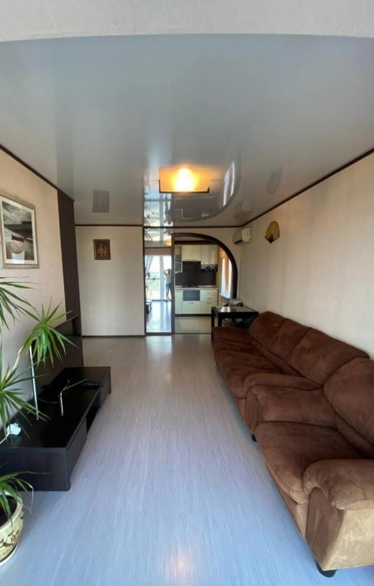 Проспект Мира 35 Апартаменты Krivói Rog Exterior foto